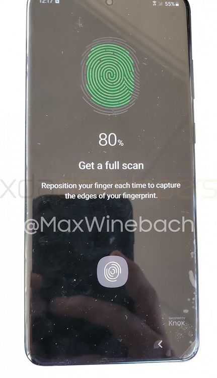 Jack cắm tai nghe 3.5mm trên Galaxy S20+  đã bị loại bỏ và cảm biến vân tay được tích hợp dưới màn hình
